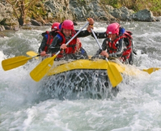  Descenso en Golo en Rafting con In Terra Corsa Rafting 